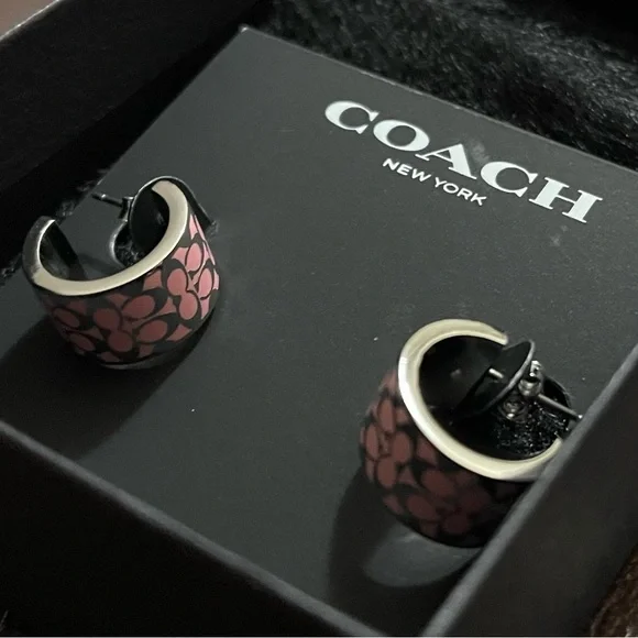NEW Coach Huggie Earrings Pink / Silver With Butterfly Closure - Picture 2 of 15